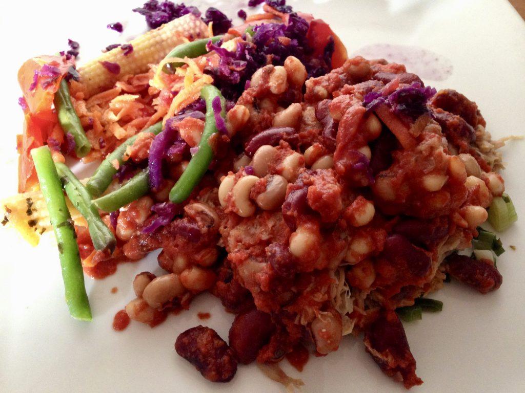 Musclefood Pulled pork with beans and rainbow vegetables