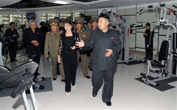 Kim Jong Un visiting a gym